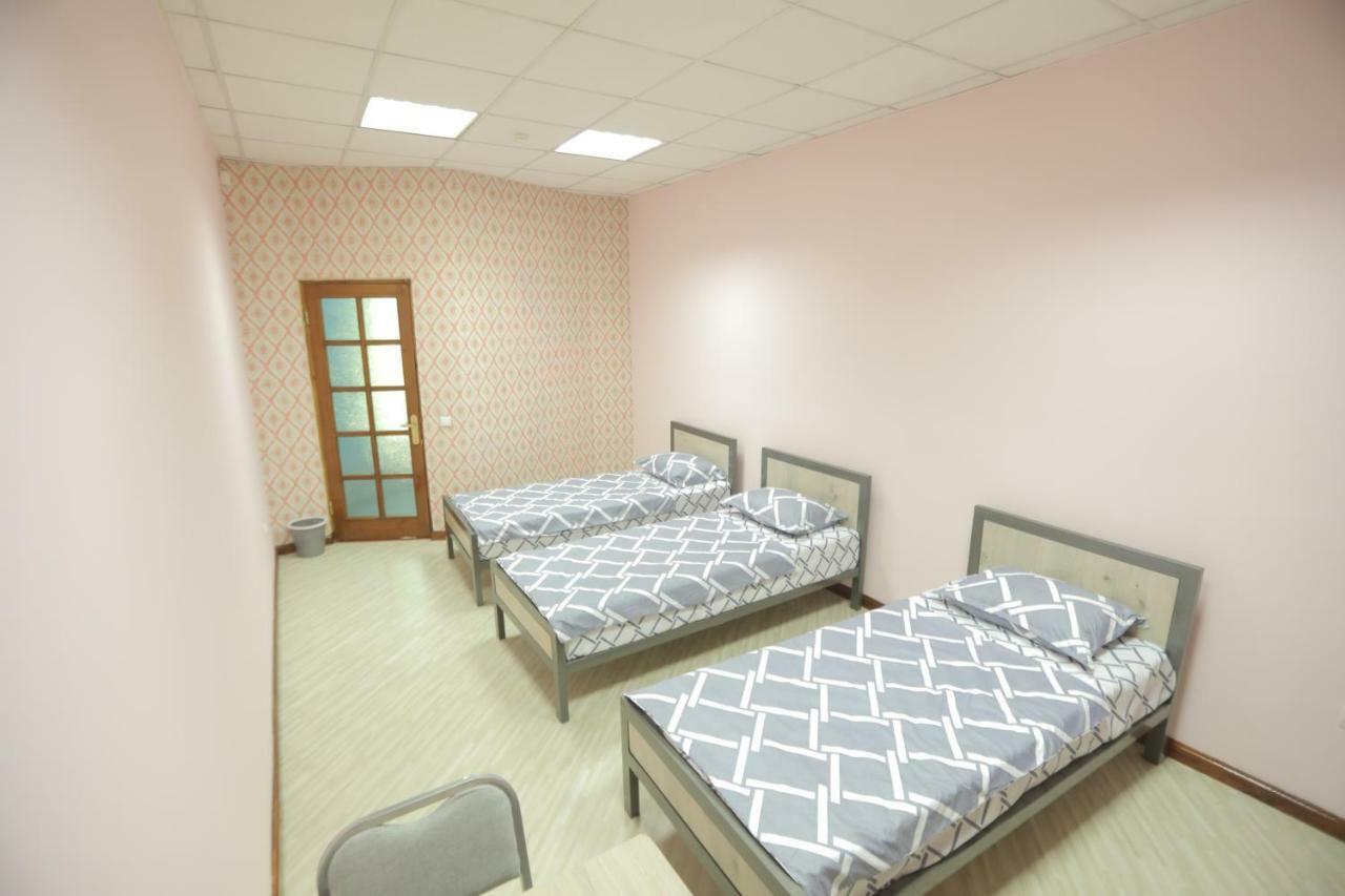 The Top Hostel Taszkent Zewnętrze zdjęcie
